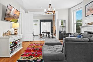 Historic 3-BR Downtown Bourbon Getaway - 9