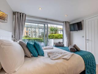 2 Bed in Westward Ho 45753 - Northam - 3