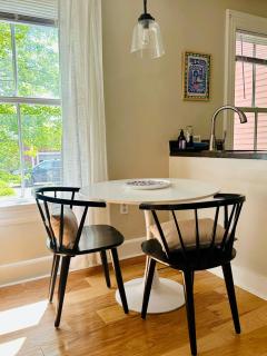 Peaceful 1BR retreat - Simple, Stylish, Shelburne - Shelburne - 2
