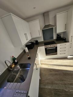 City Haven Two bed Apartment - Southampton - 7