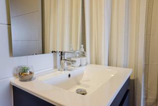 Chic Nunoa Apt with Stylish Amenities - Santiago - 7