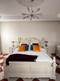 Cozy Loft, Sunny Terrace - 0