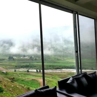 Hotel 22 - - 9