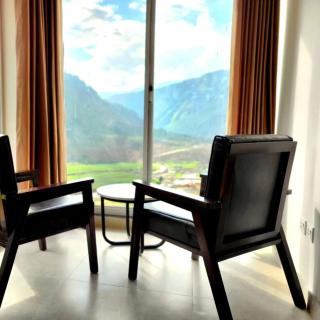 Hotel 22 - - 4