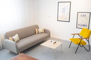 Central Yellow Apartment - Pristina - 7