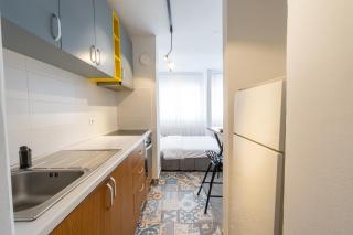 Central Yellow Apartment - Pristina - 4