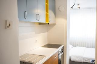Central Yellow Apartment - Pristina - 3