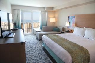 Surfbreak Virginia Beach Oceanfront, an Ascend Collection Hotel - 2