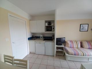 Les Sables-d'Olonne - Terrasse, Wifi Fibre & Piscine, à 200 m de la Mer - D012 - 8