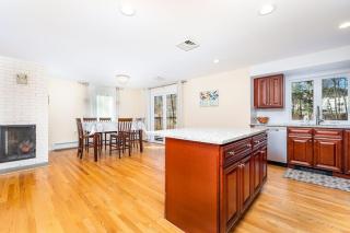 Spacious & Comfortable 3-Bedroom Home - Farmington - 7