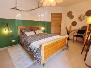 Chambre d'hôtes tranquille avec entrée indépendante et parking à Ormes-et-Ville - FR-1-584-382 - - 2