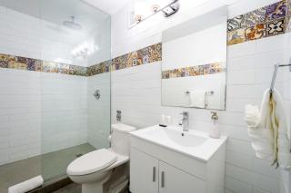 Casa Las Ruinas 2 BR Family Loft Apt with Balcony - San Juan - 1