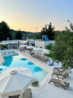 Nirikos Camping - Spasméni Vrísi - 0