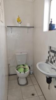 Studio apartment, water backup, 12 min from OR Tambo - Germiston - 1