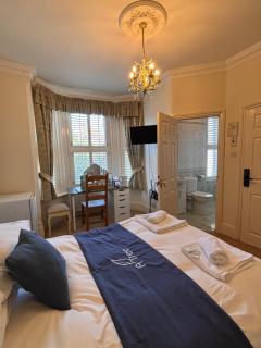 The Mayfair guest house self catering - 2