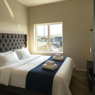 Luxurious home with hot tub and sauna with view - Hafnarfjördur - 4