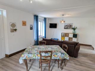 Gîte Chenevières - Village paisible avec parking privé - FR-1-584-384 - - 1