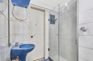 Apartamento céntrico, frente a Terminal Tres Cruces - Montevideo - 1