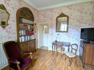 Gîte élégant au Château d'Euvezin avec jardin et parking privatif - FR-1-584-383 - 2