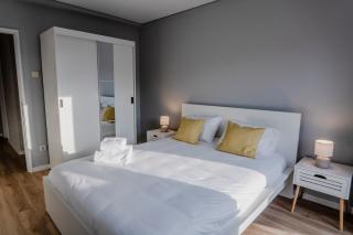 3BR Flat by Casa da Música, Central, Sleeps 6, 2D - 8