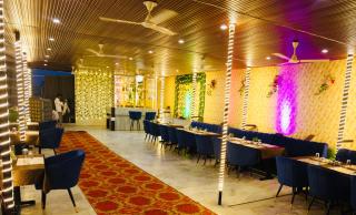 The ARL Hotels & Banquets - Patna - 7