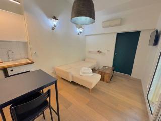 Charmant Mezzanine Central - Clim Wifi Famille - Nice - 2