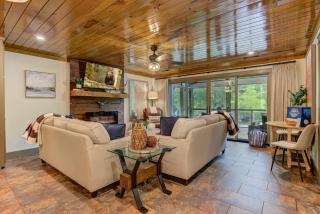 River Cottage of Blue Ridge - Outdoor Lounge with Gorgeous Views + a Hot Tub and Firepit! - 6