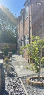 Newton house - Burton Fleming - 9