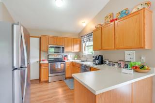 17 Mi to Columbus Pickerington Home with Fire Pit! - Pickerington - 3