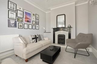 Spacious, great location for families and contractors - Lincoln - 9