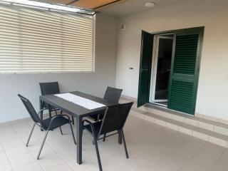 Bougainvillea Sea view apartment - Grebaštica - 8