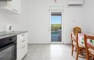 1 Bedroom Awesome Apartment In Krusevo - Kruševo - 3