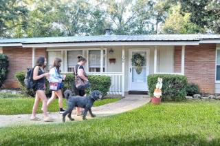 Centrally located Cozy Mid-Century Home - McComb - 0