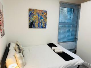 Sterling Bed & Breakfast - Ilford - 1