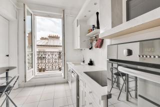 Vue Tour Eiffel et 5 minutes des Champs-Elysees Appartement 2 chambres Paris 16 Etoile - 4