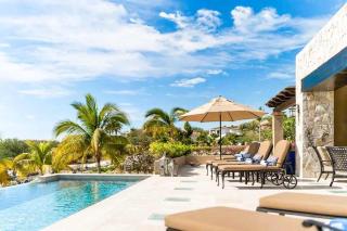 VIP Beach Club Pool, Floor-to-Ceiling Views - San José del Cabo - 0