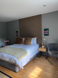 The Snug at the BH - - 9