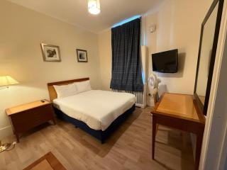 The Elder Guest House - 3