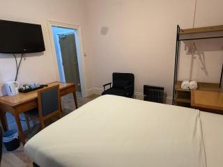 The Elder Guest House - Epsom - 6