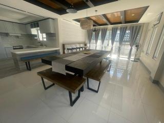 Cabin on the Hills Antipolo - - 2