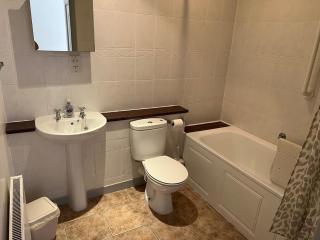 Twyngaer, a spacious 3 bedroom bungalow sleeps 5 - Knighton - 8