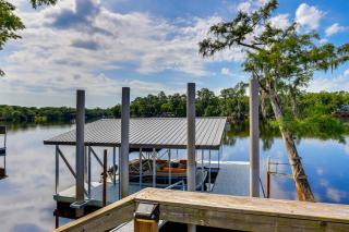 Suwannee River Retreat Dock and Screened Porch! - 8