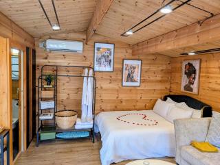 Log Cabin - Rainham - 6