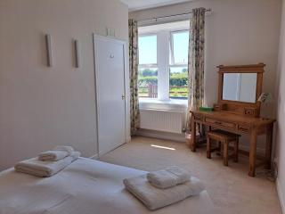 Bogrie Country Cottage - - 7