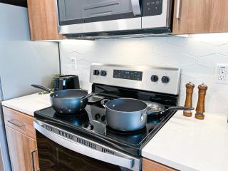 Stylish Boho Chic Vibe Stay in Hollywood, Free Parking - 10mins to Universal Studios - Los Angeles - 4