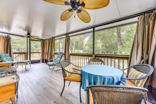 Steps to Lake Kerr Home with Pool and Hot Tub Access! - - 0