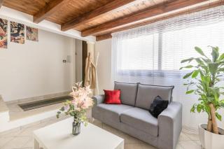 Charming House Nola - - 5