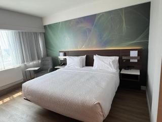 Armon Plaza Montreal Airpt, Trademark Collection by Wyndham - Montréal - 6