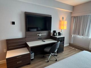 Armon Plaza Montreal Airpt, Trademark Collection by Wyndham - Montréal - 5