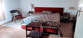 Immense chambre chez Claire, quartier calme, cour privée - Varces - 9